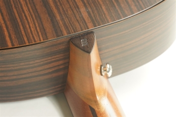 kuro.E [Dual Pickup Model]